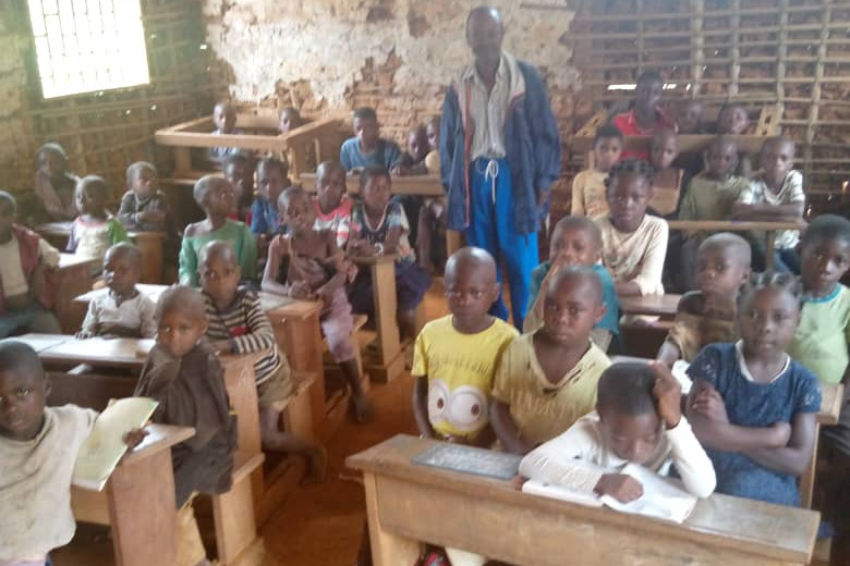 Proyecto pigmeos. Asociación Banta África